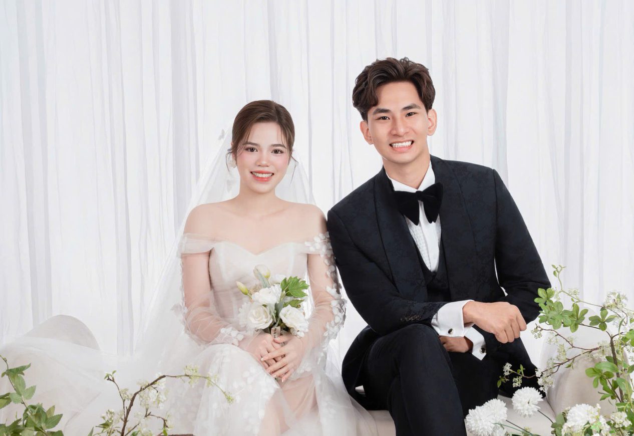 Ngọc Hiệp – Hoa Mai