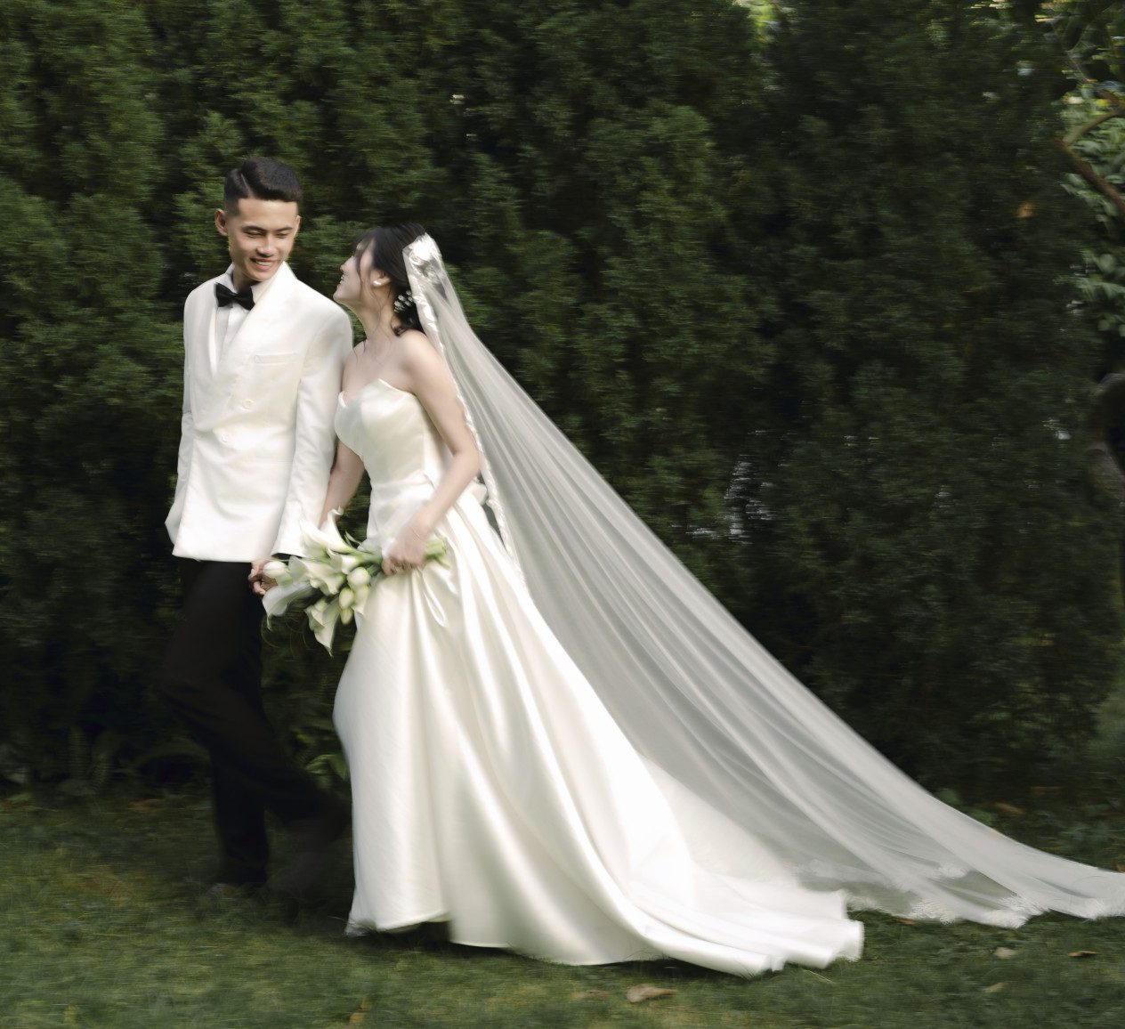 Đắc Lượng – Lan Tường